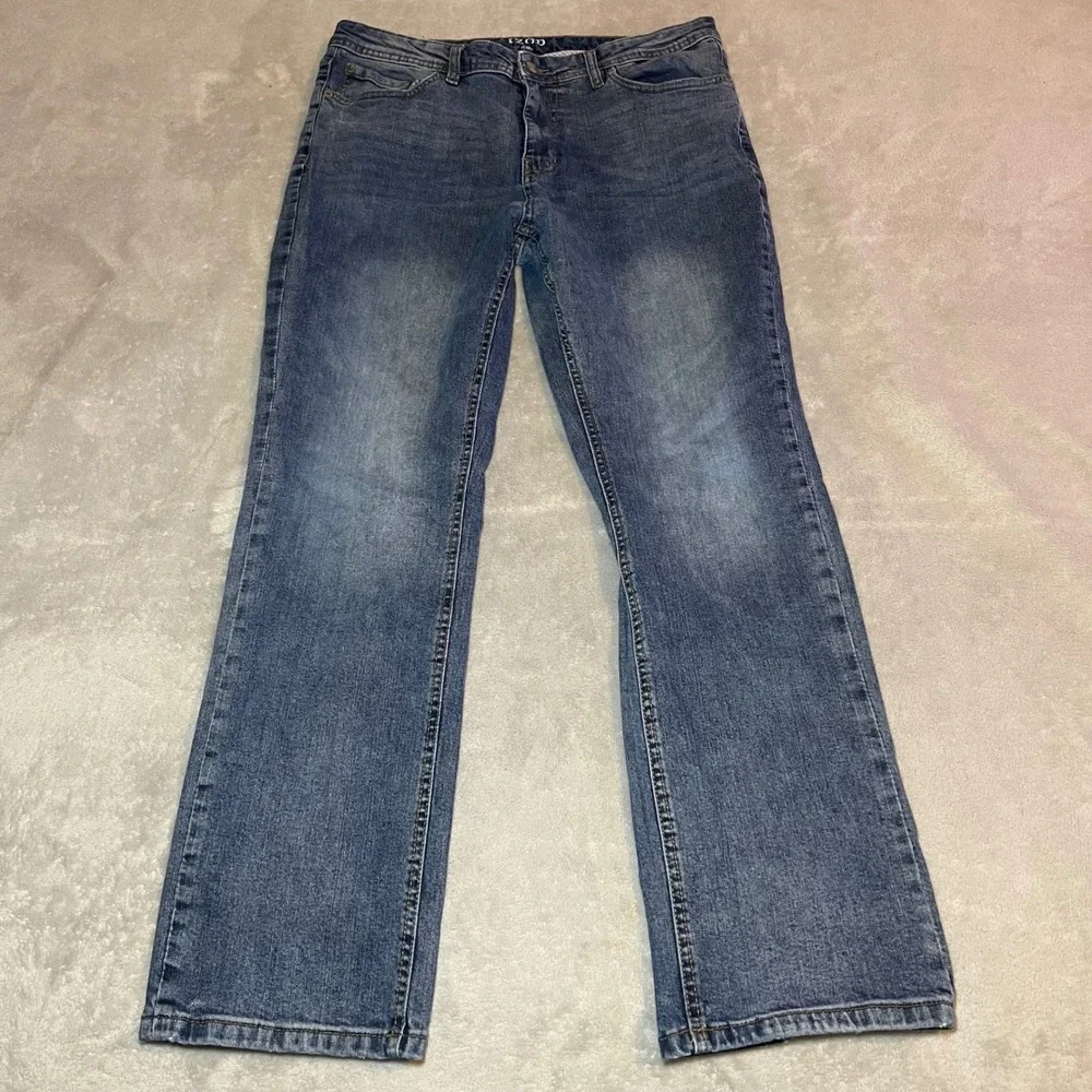 IZOD Jeans Mens 36x32 Blue Relaxed Fit Straight Leg Denim Stretch Medium Wash